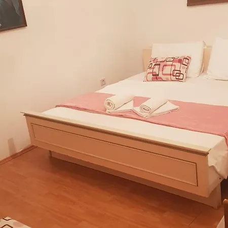 House Milevoj Holiday home Koromacno